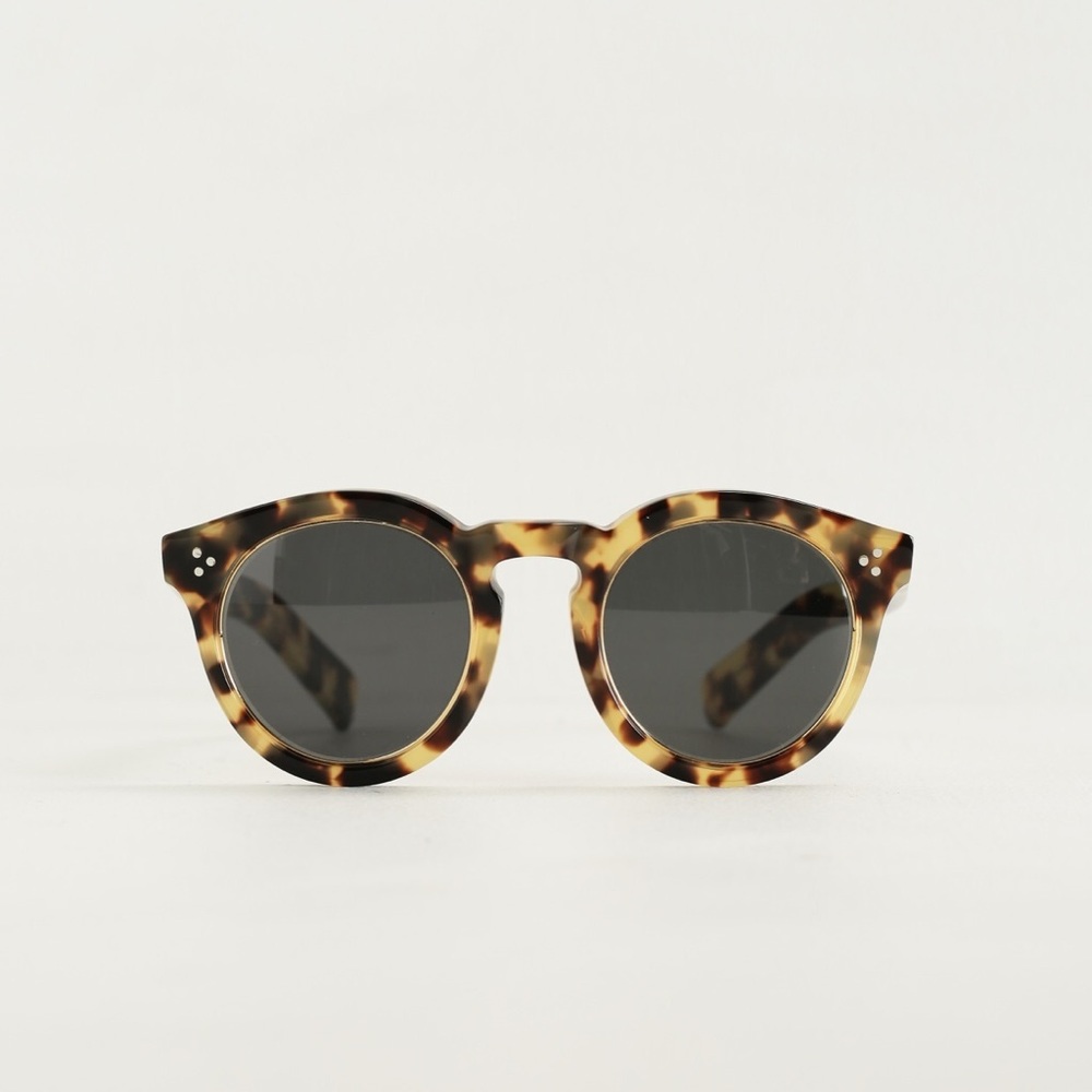 ILLESTEVA Leonard Ring Sunglasses